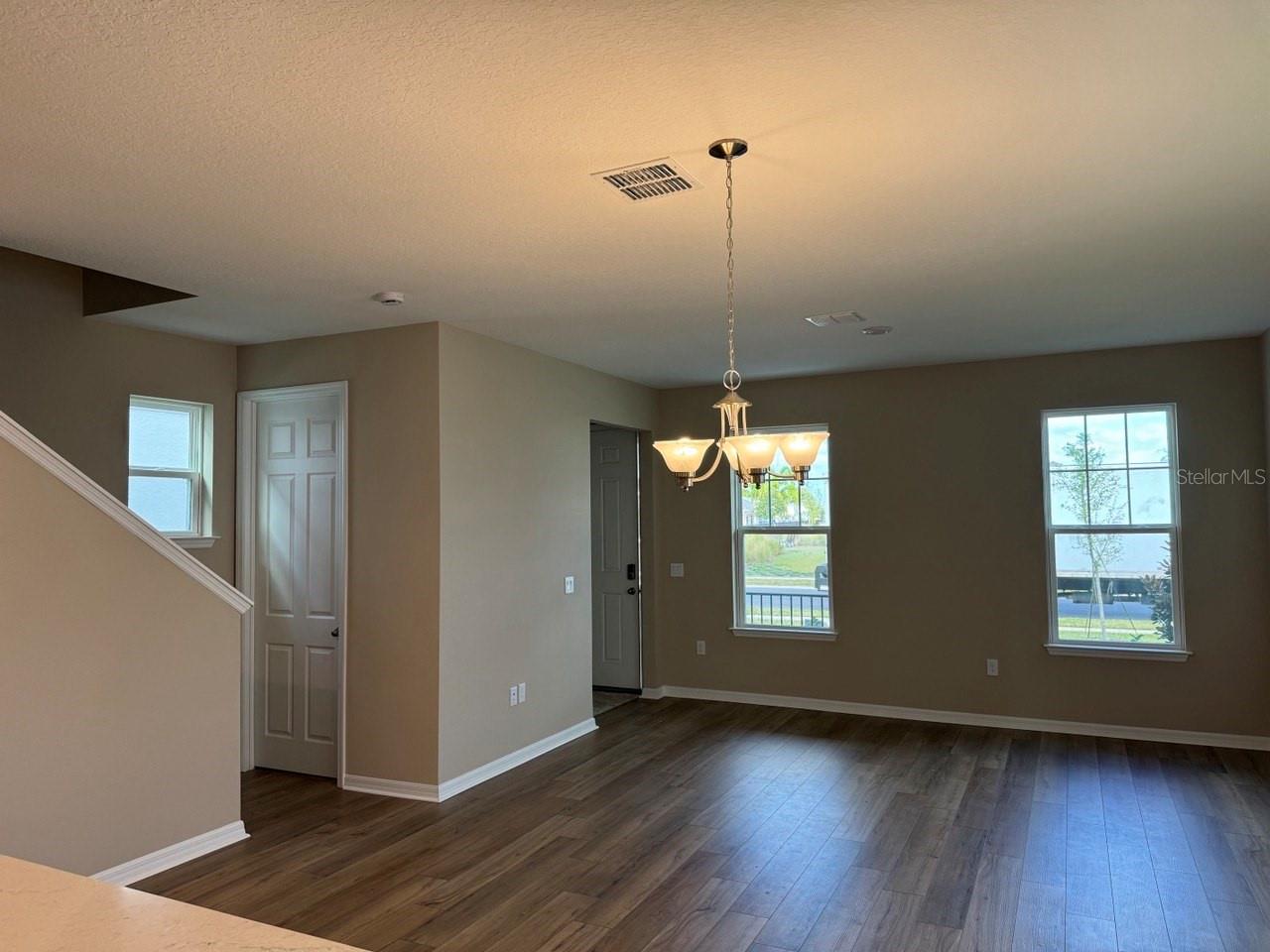 Image 9 of 30 For 14022 Frasier Street