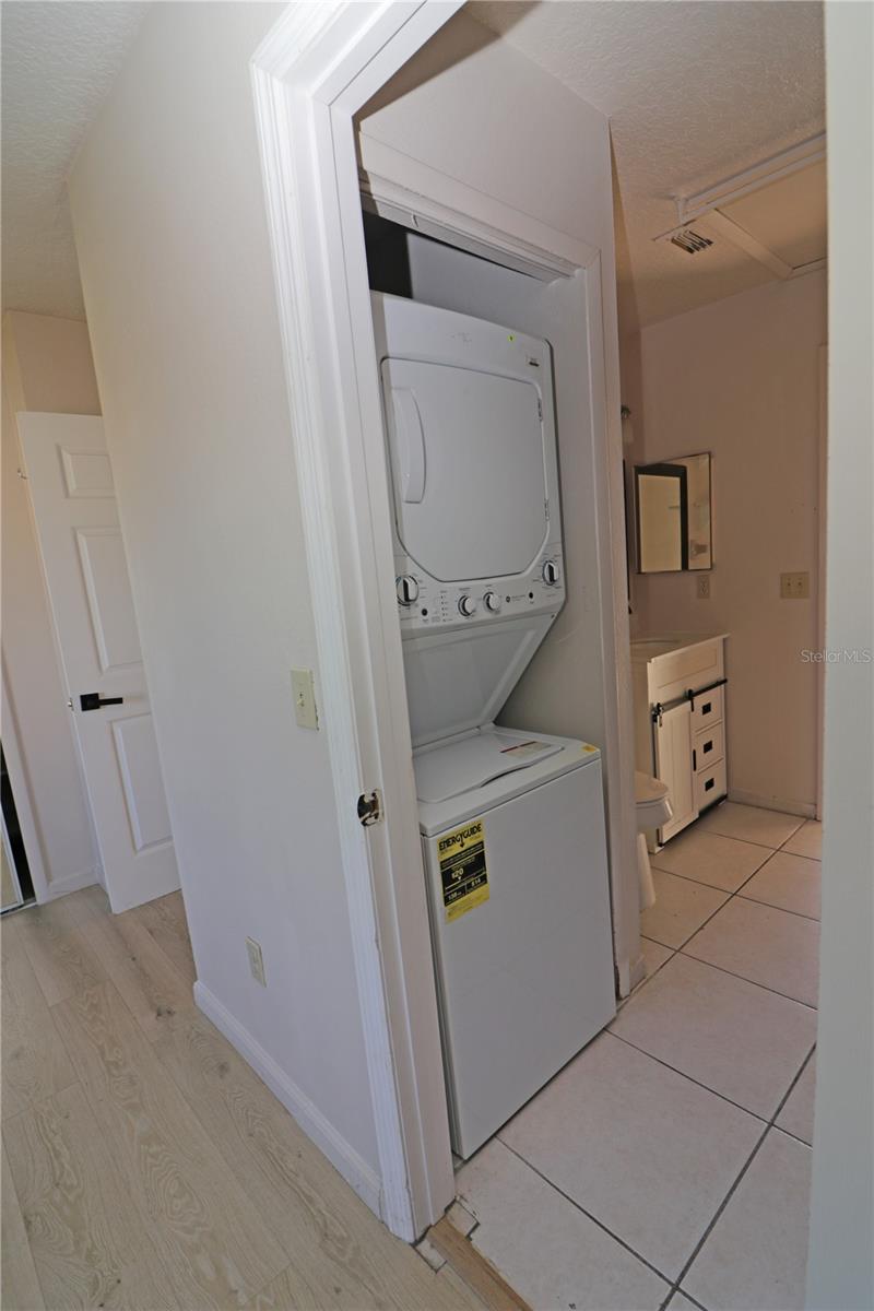 Image 12 of 14 For 3121 Windover Avenue