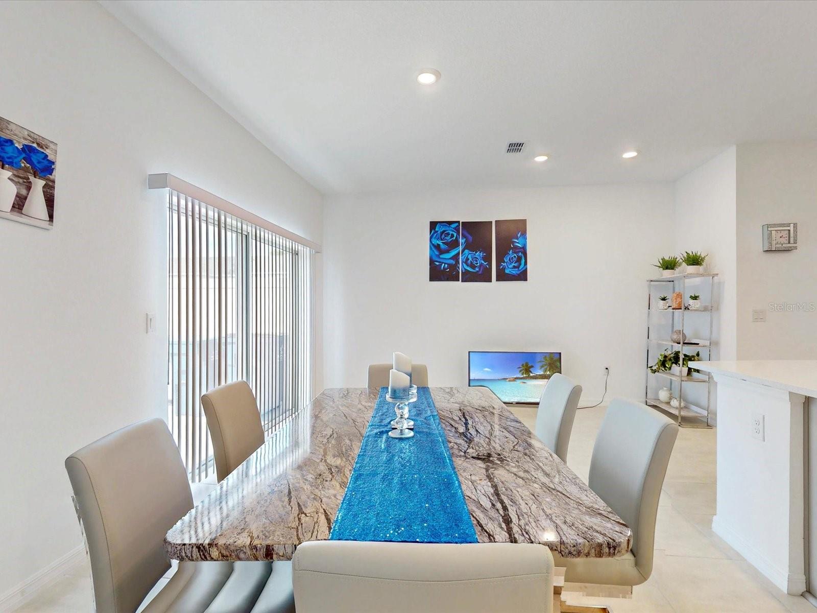 Image 8 of 24 For 3002 Canary Avenue