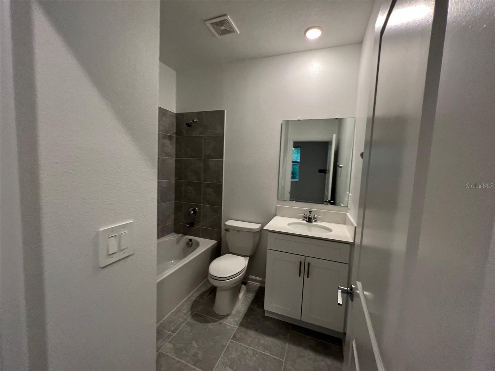 Image 15 of 17 For 7489 Stone Creek Trail