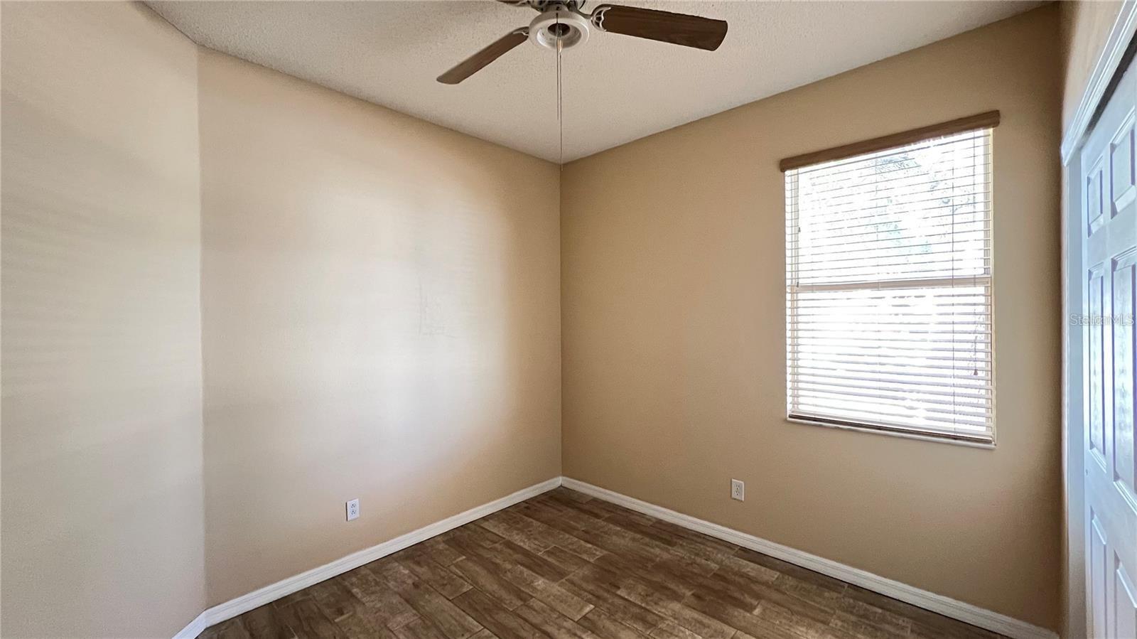 Image 12 of 53 For 16904 Sunrise Vista Drive