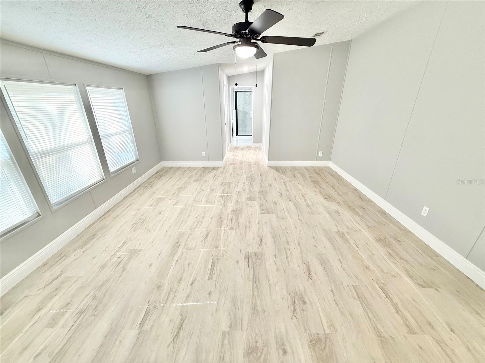 Image 27 of 54 For 16200 50th Street Road