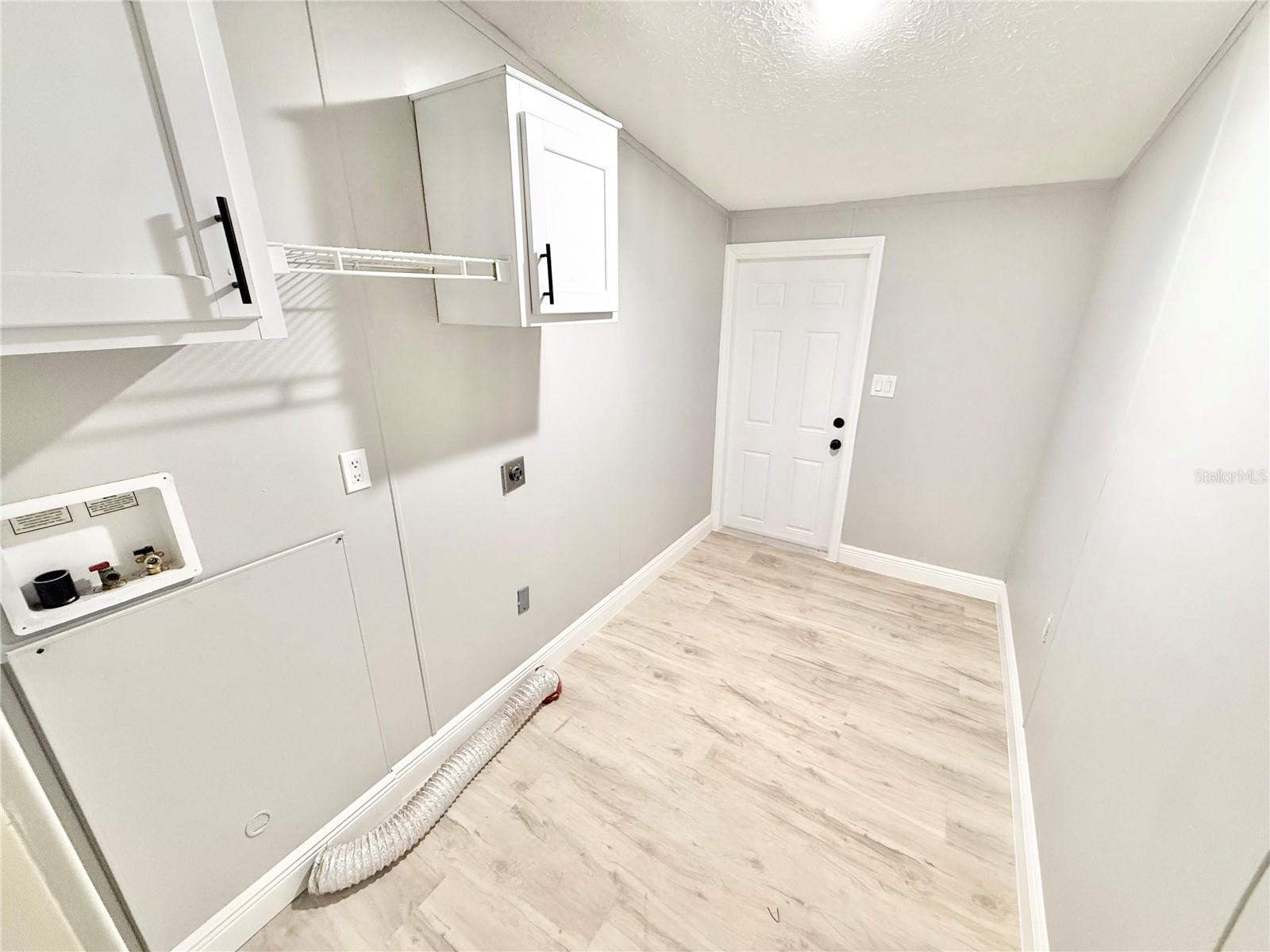 Image 37 of 54 For 16200 50th Street Road