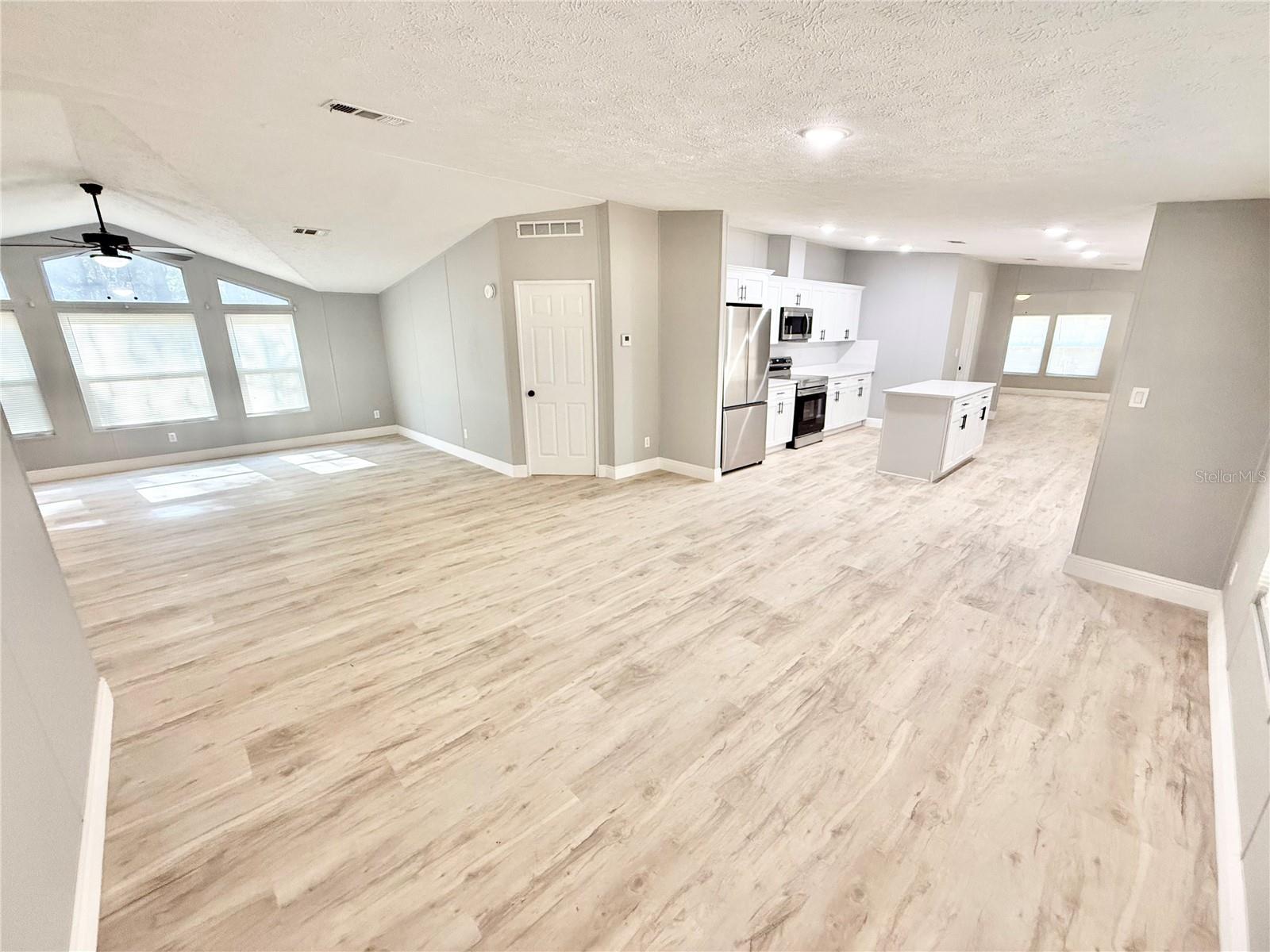 Image 6 of 54 For 16200 50th Street Road