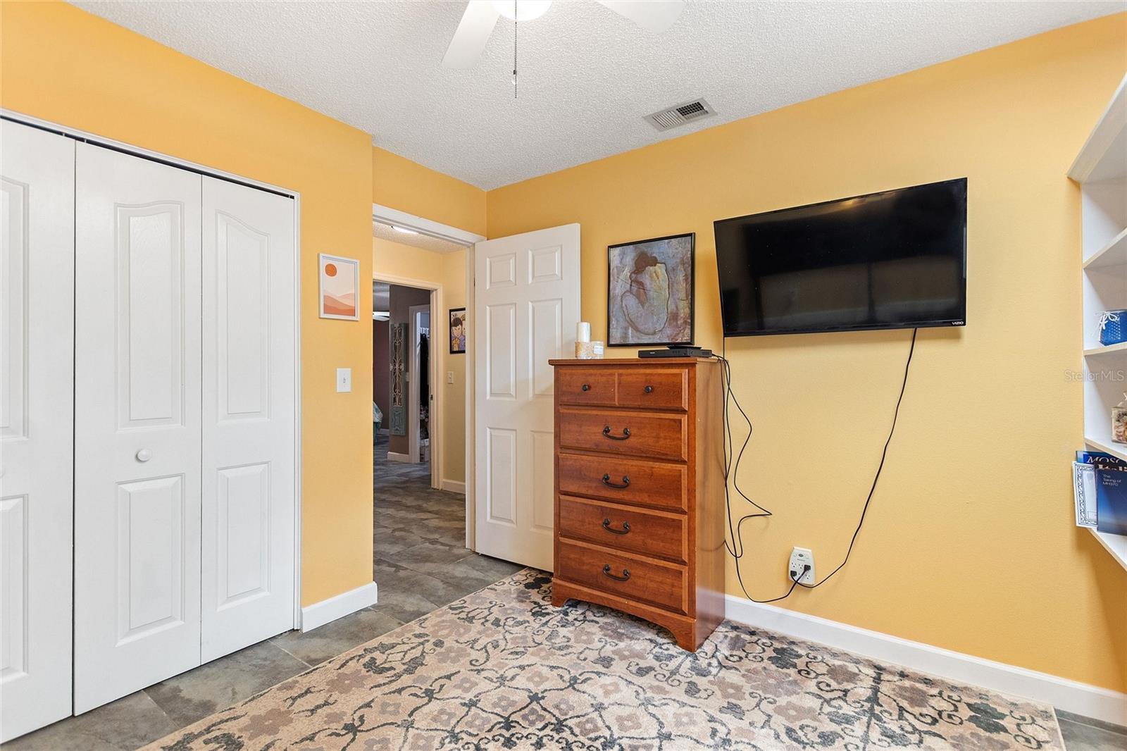 Image 22 of 28 For 3305 Fox Ridge Drive