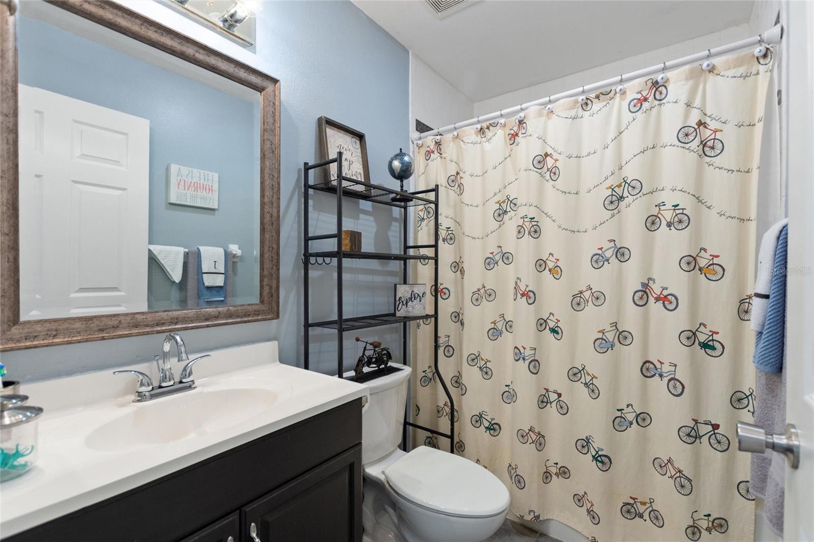 Image 23 of 28 For 3305 Fox Ridge Drive