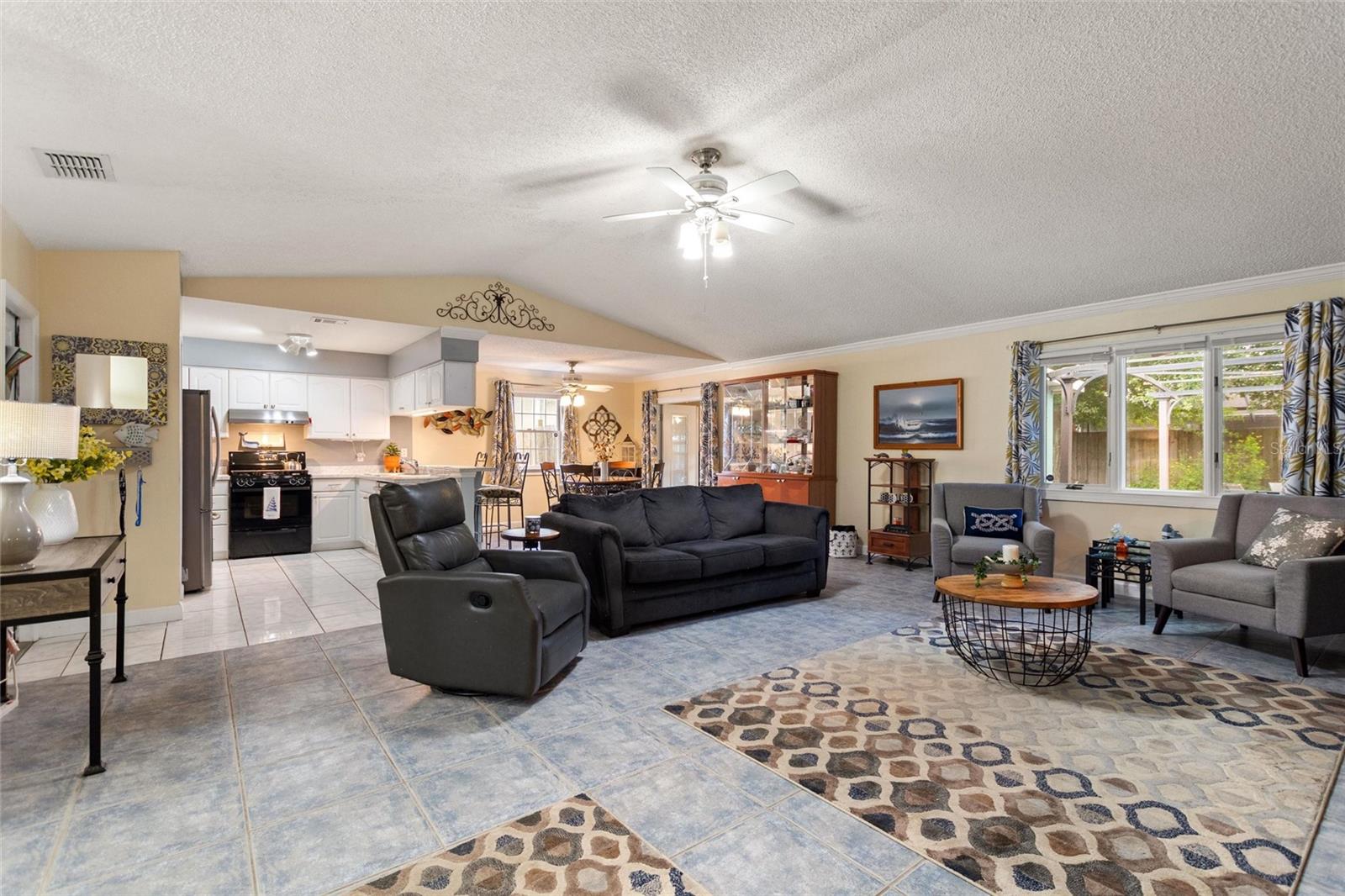 Image 4 of 28 For 3305 Fox Ridge Drive