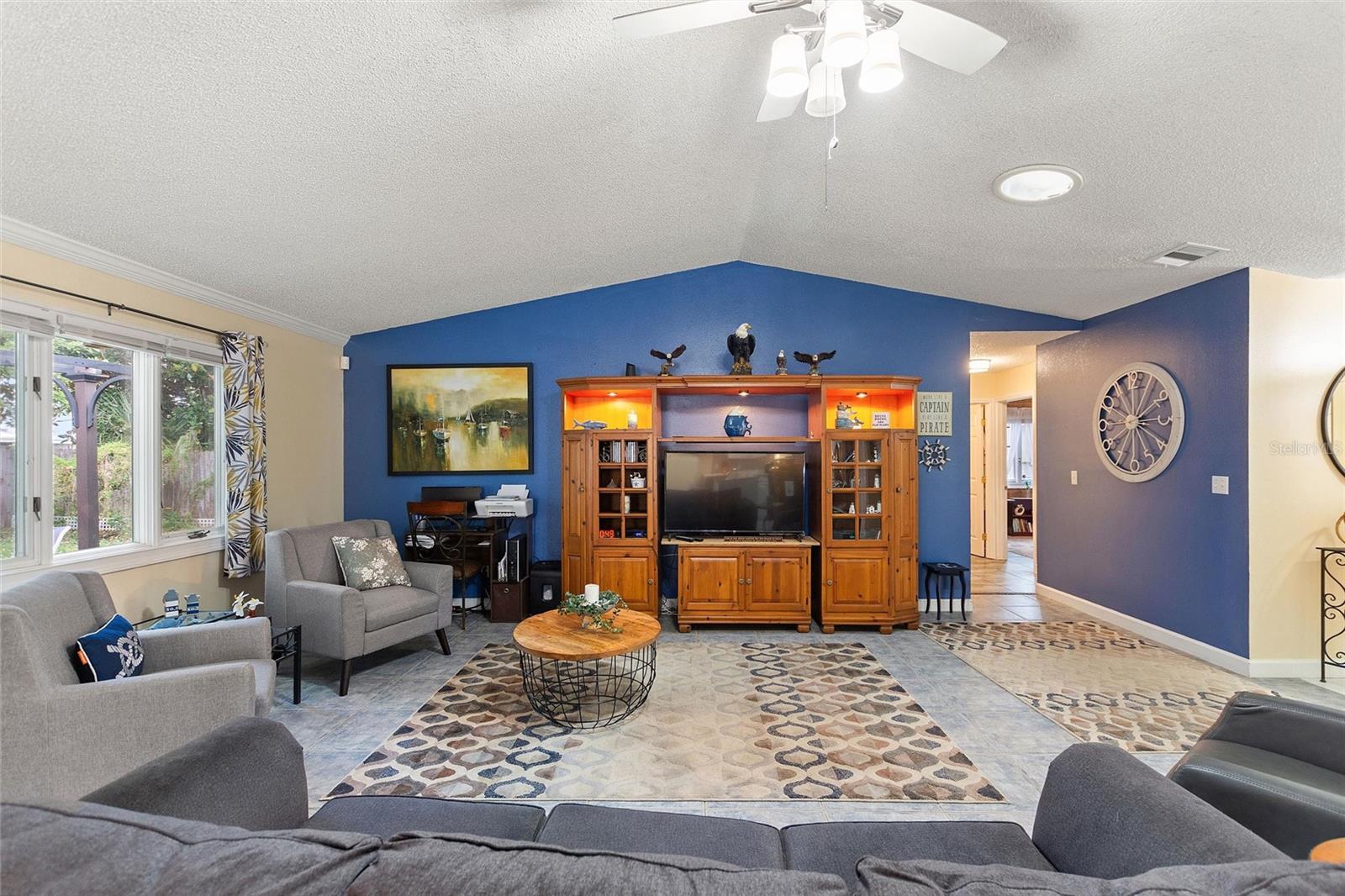 Image 6 of 28 For 3305 Fox Ridge Drive