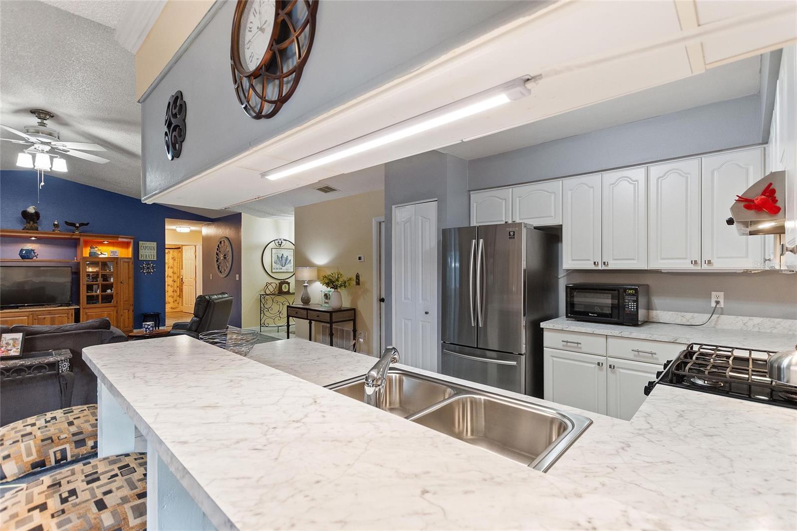 Image 8 of 28 For 3305 Fox Ridge Drive