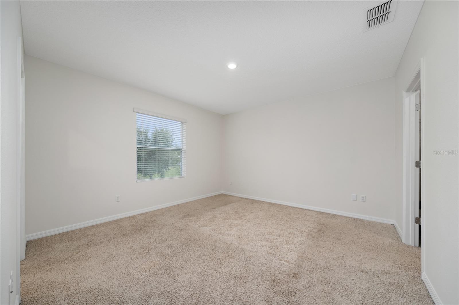 Image 22 of 36 For 9052 Wildflower Lane