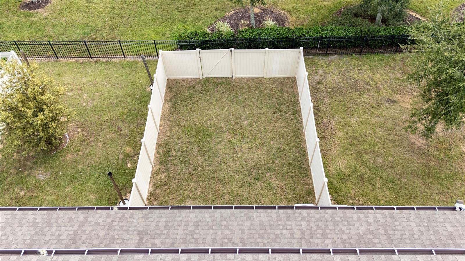 Image 29 of 36 For 9052 Wildflower Lane