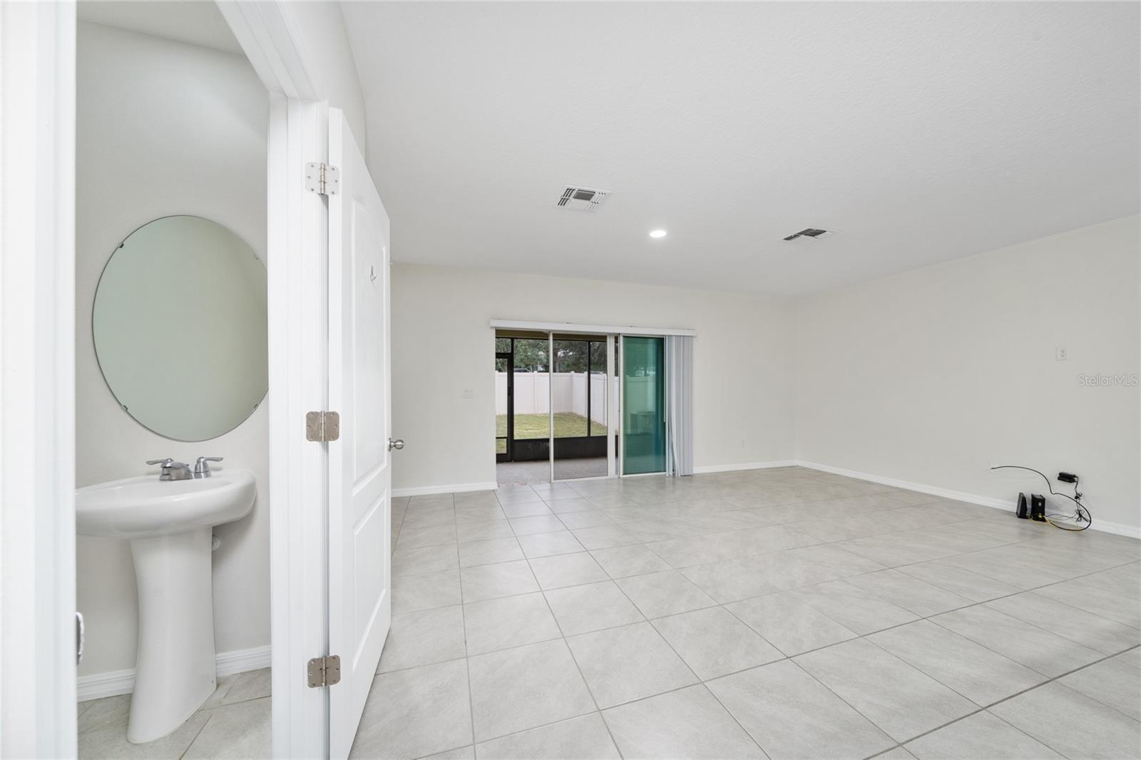 Image 7 of 36 For 9052 Wildflower Lane