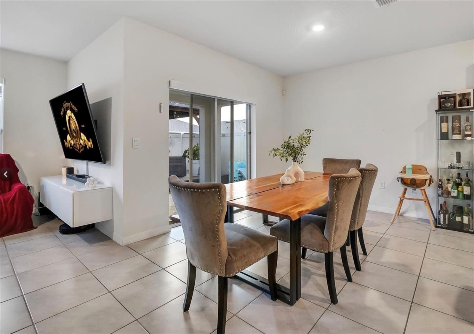 Image 7 of 36 For 5384 Hickory Downs Way