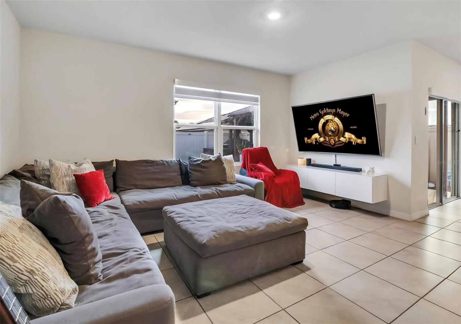 Image 8 of 36 For 5384 Hickory Downs Way