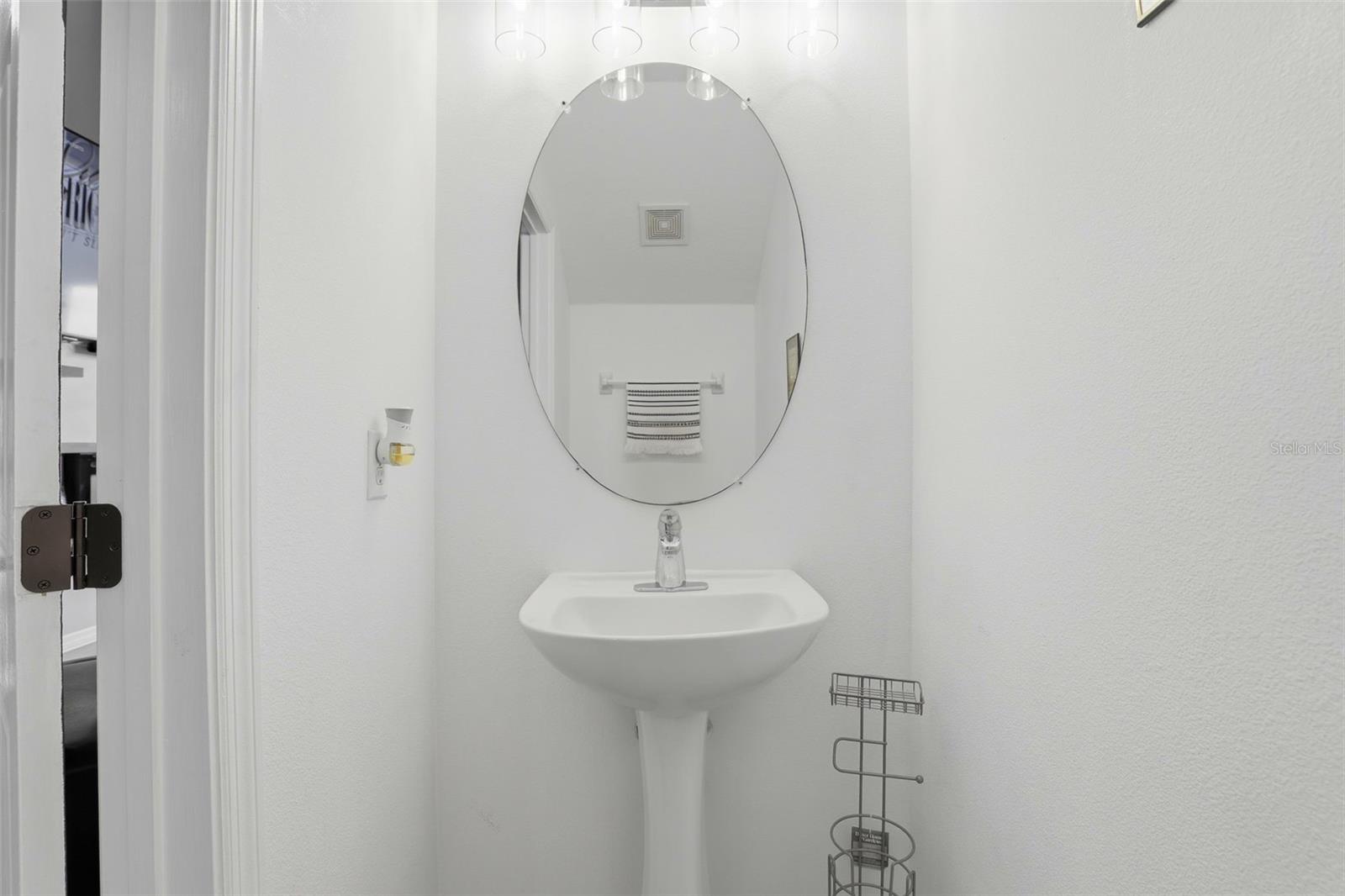 Image 18 of 35 For 4905 Alita Terrace