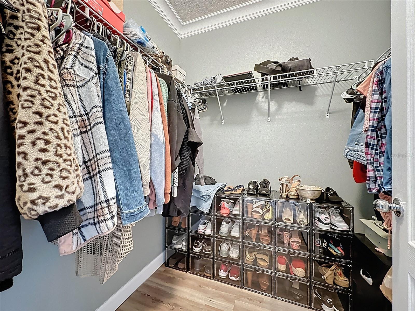 Image 13 of 40 For 368 Aberdeen Drive