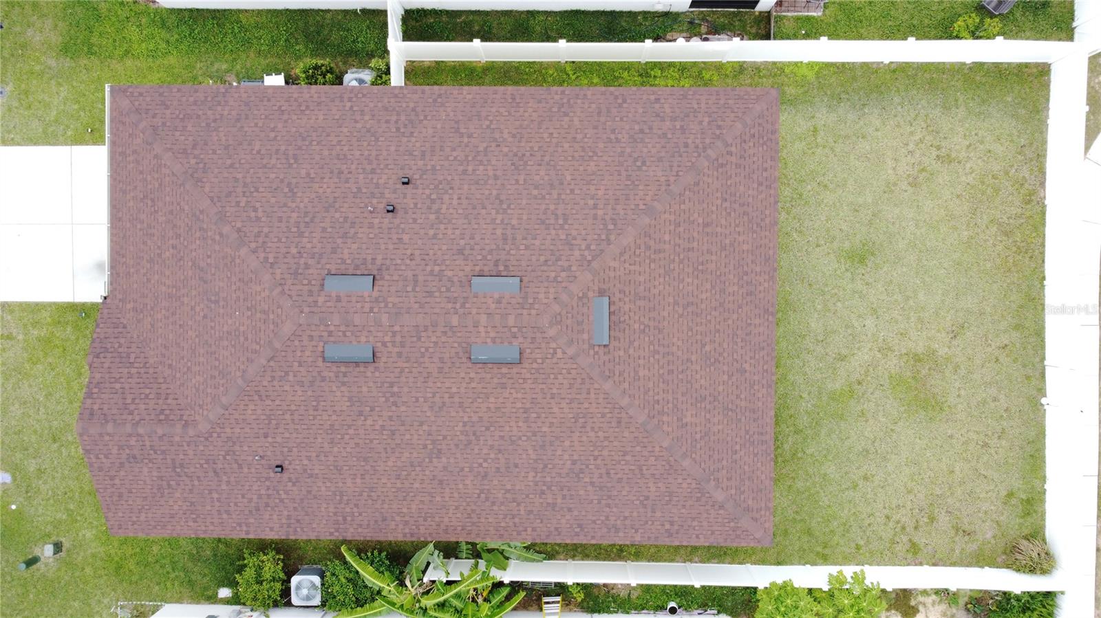 Image 37 of 40 For 368 Aberdeen Drive