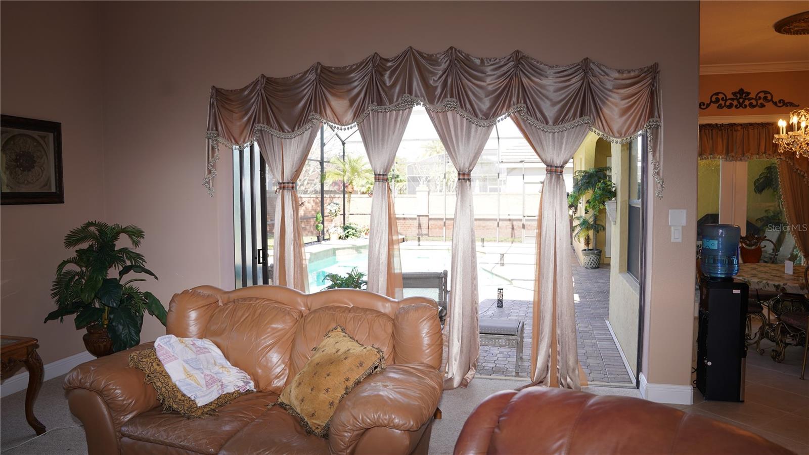 Image 18 of 73 For 4866 Keeneland Circle