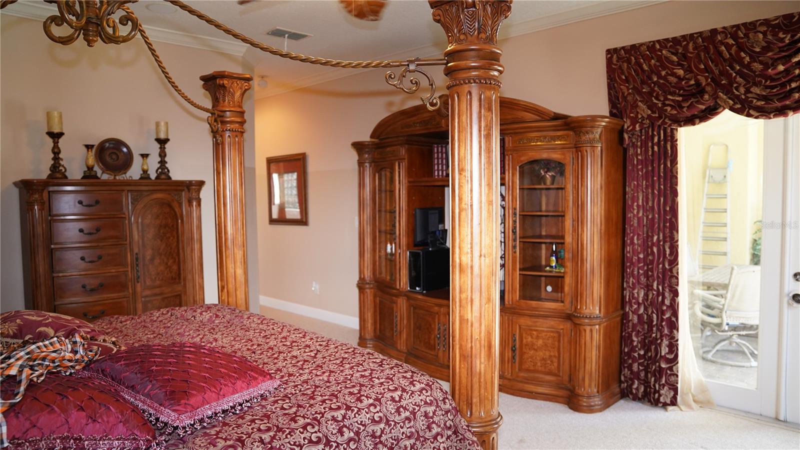 Image 22 of 73 For 4866 Keeneland Circle