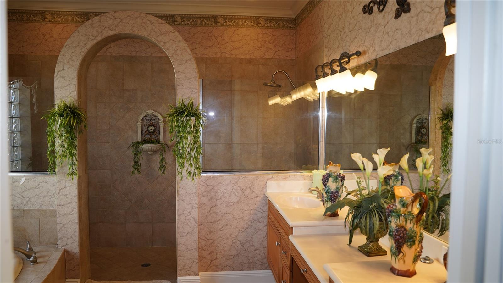 Image 29 of 73 For 4866 Keeneland Circle