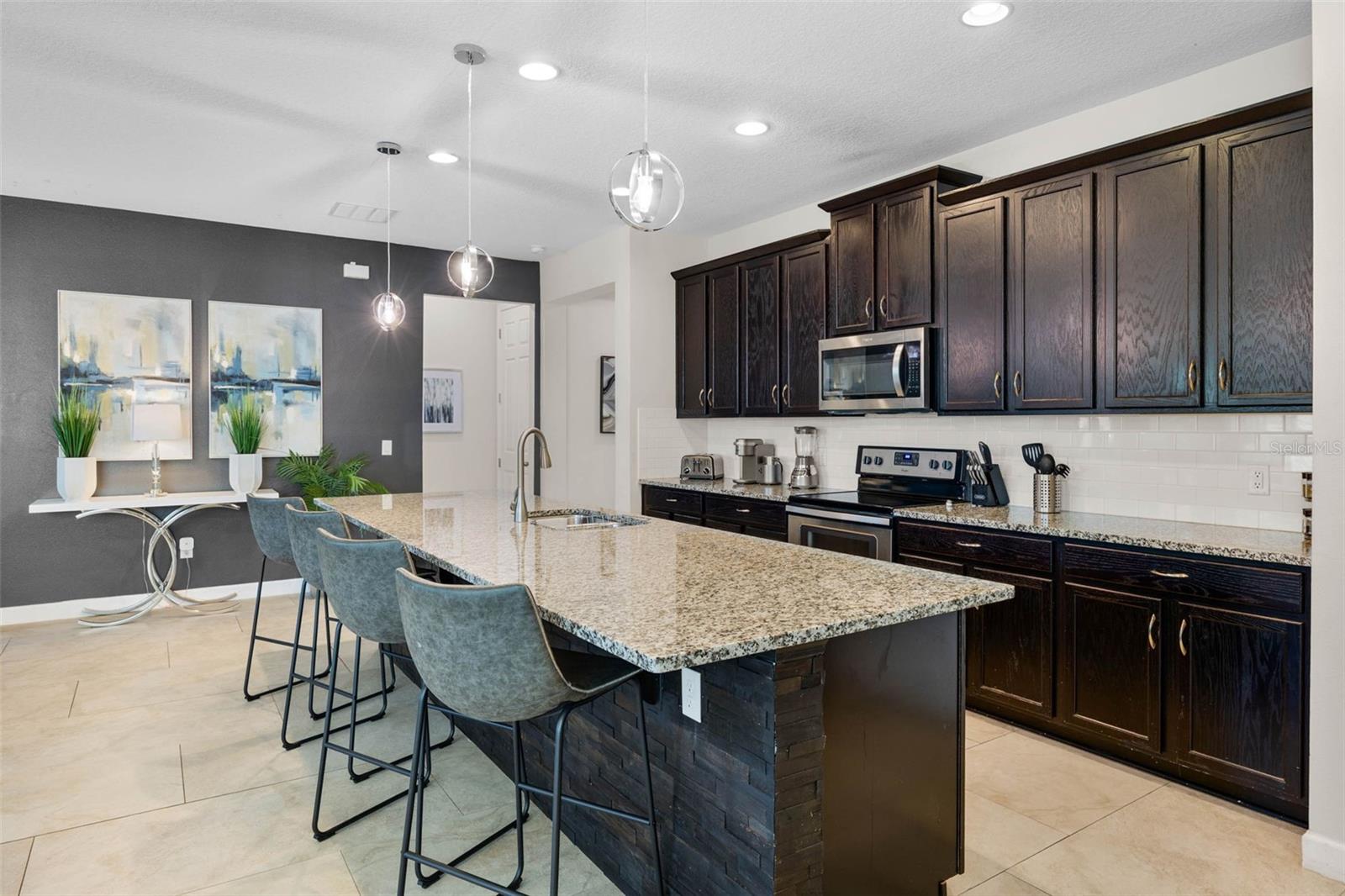 Image 5 of 85 For 9051 Sunshine Ridge Loop