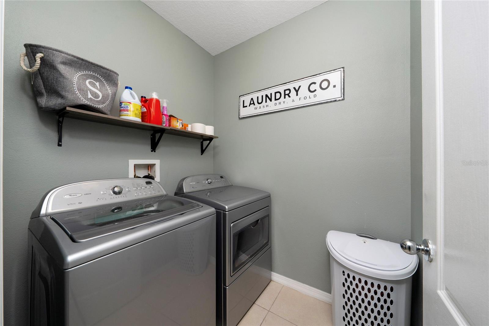 Image 8 of 33 For 1519 Diamond Loop Drive