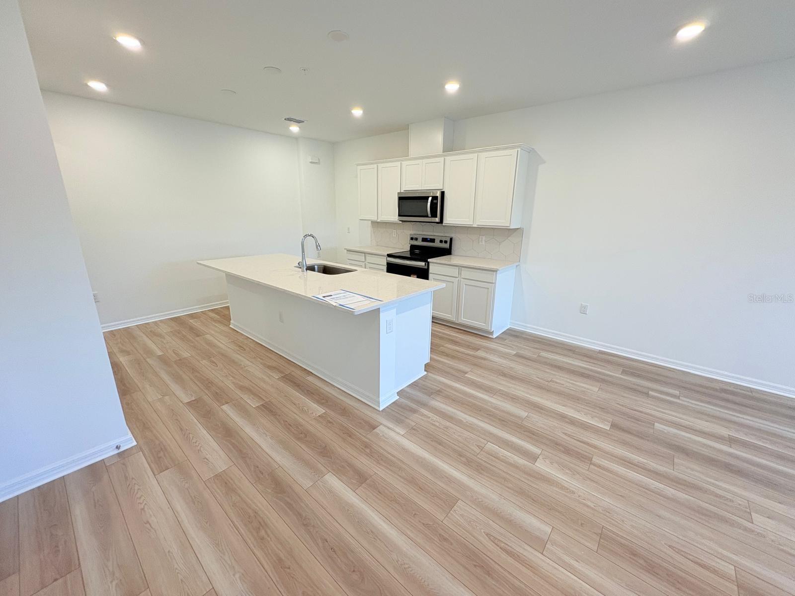 Image 3 of 14 For 11200 Blue Bay Drive