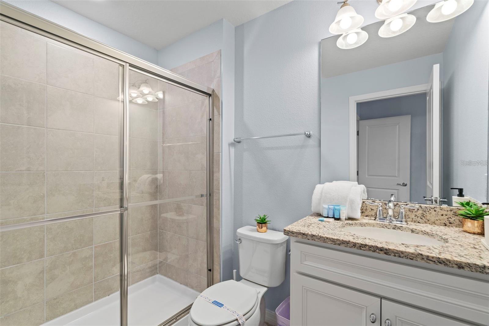 Image 15 of 58 For 926 Paradise Drive