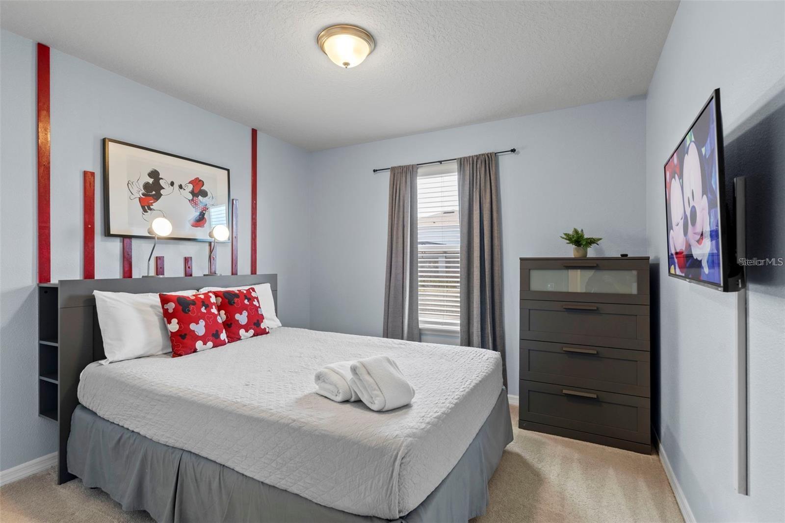 Image 20 of 58 For 926 Paradise Drive