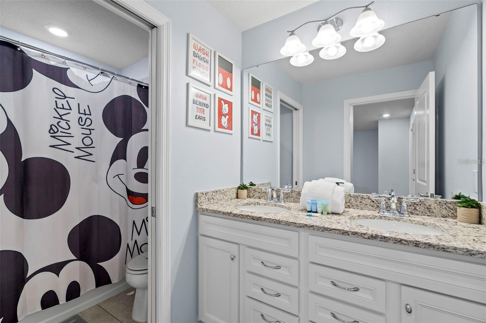 Image 24 of 58 For 926 Paradise Drive