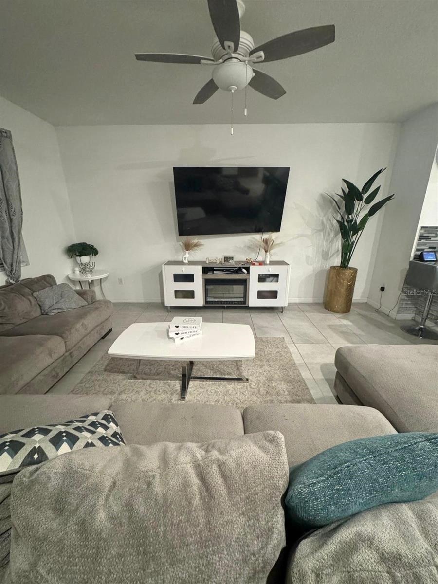 Image 11 of 21 For 11775 Founders Street