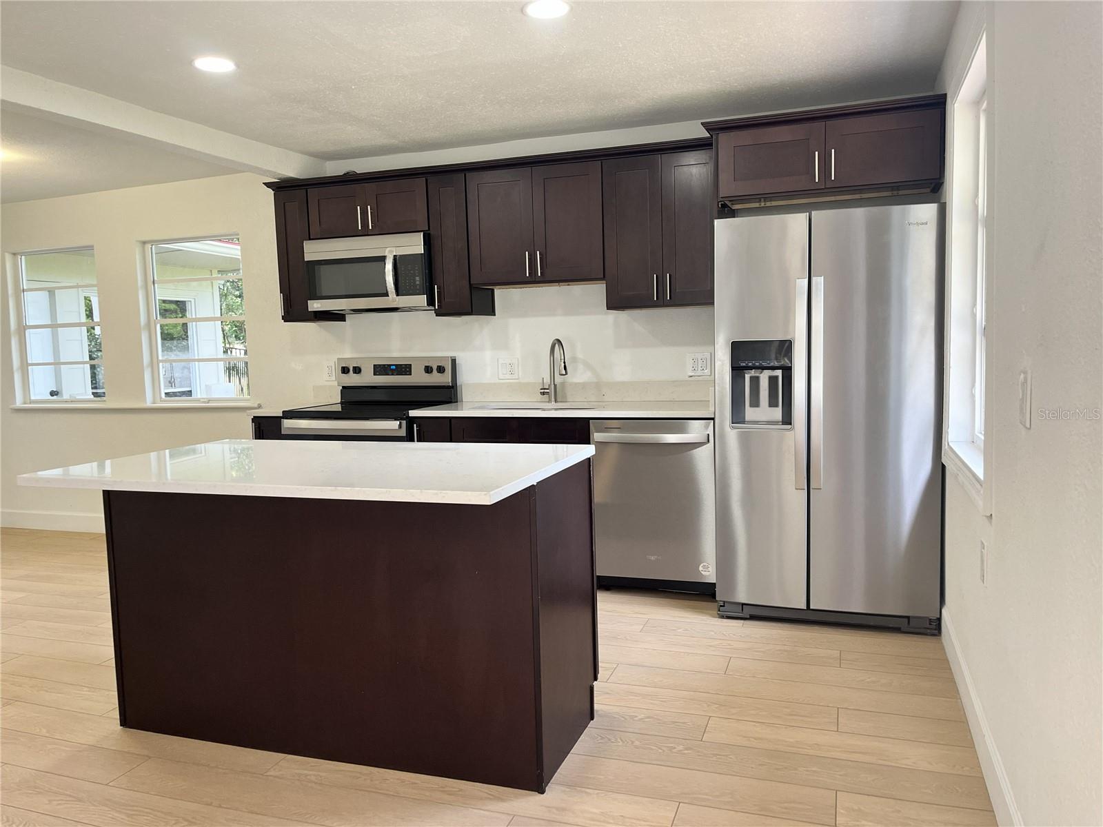 Image 5 of 18 For 1625 Masters Drive