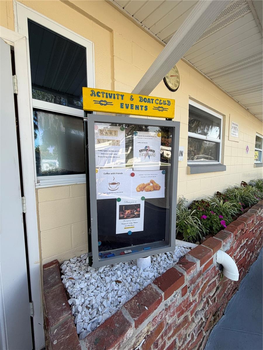 Image 18 of 43 For 3896 Picciola Road 371