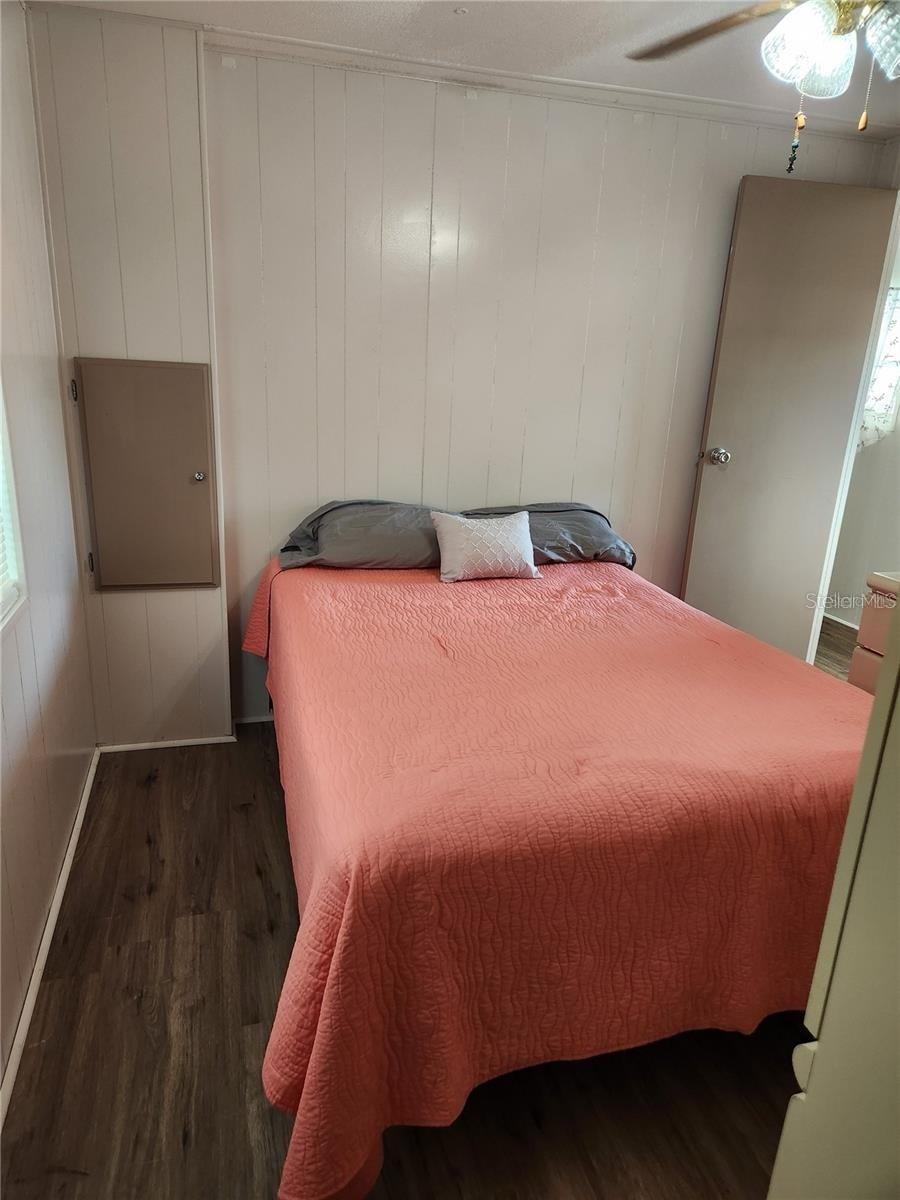 Image 21 of 43 For 3896 Picciola Road 371