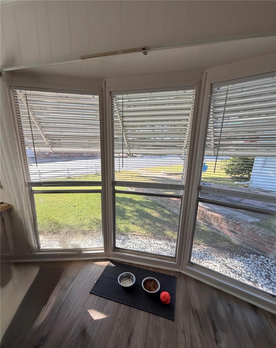 Image 38 of 43 For 3896 Picciola Road 371