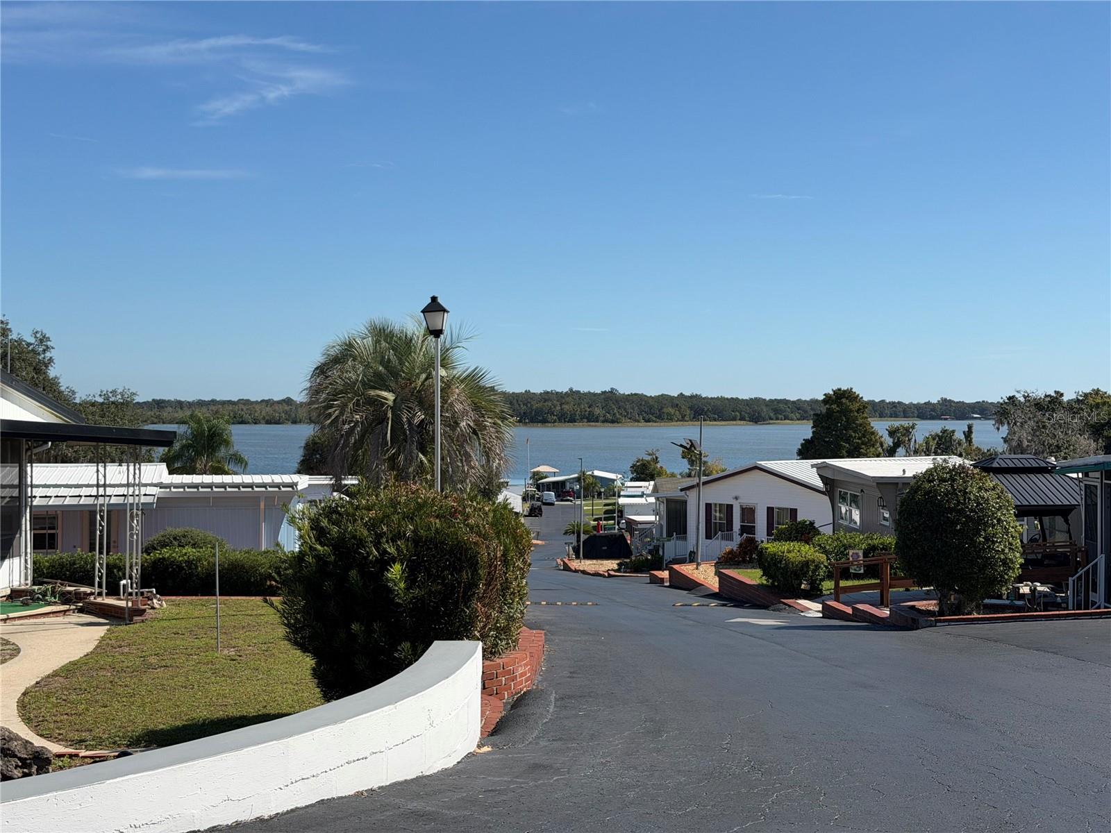 Image 4 of 43 For 3896 Picciola Road 371