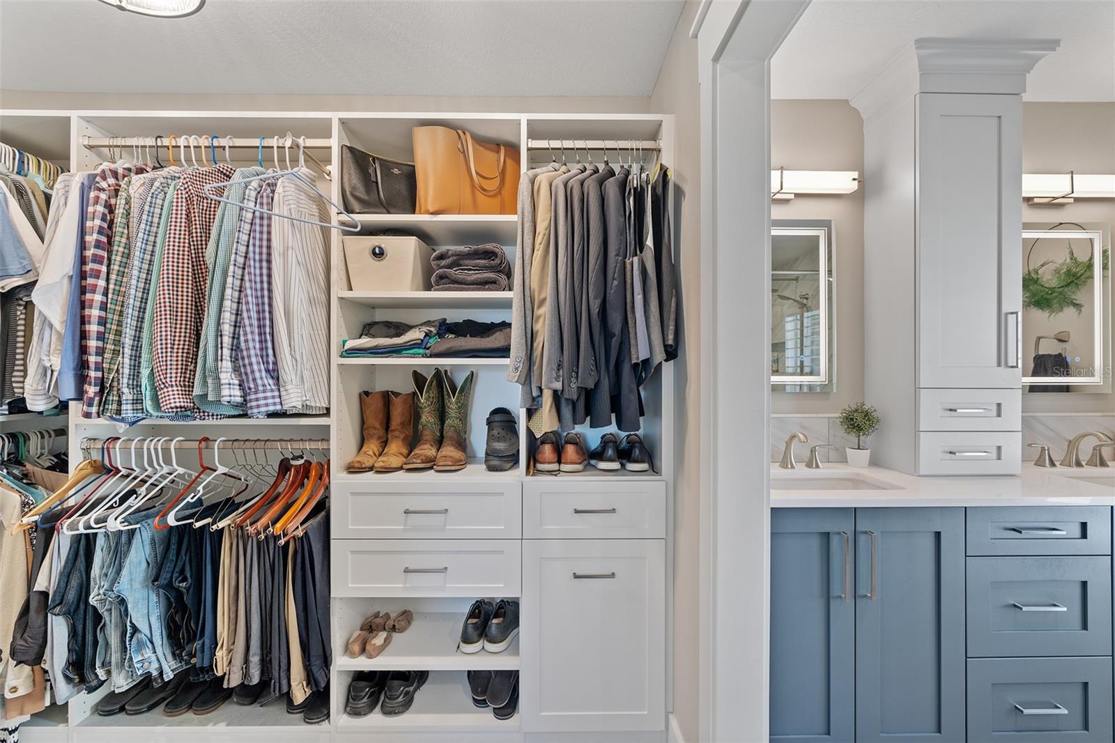 Image 20 of 37 For 11812 Lakeshore Drive