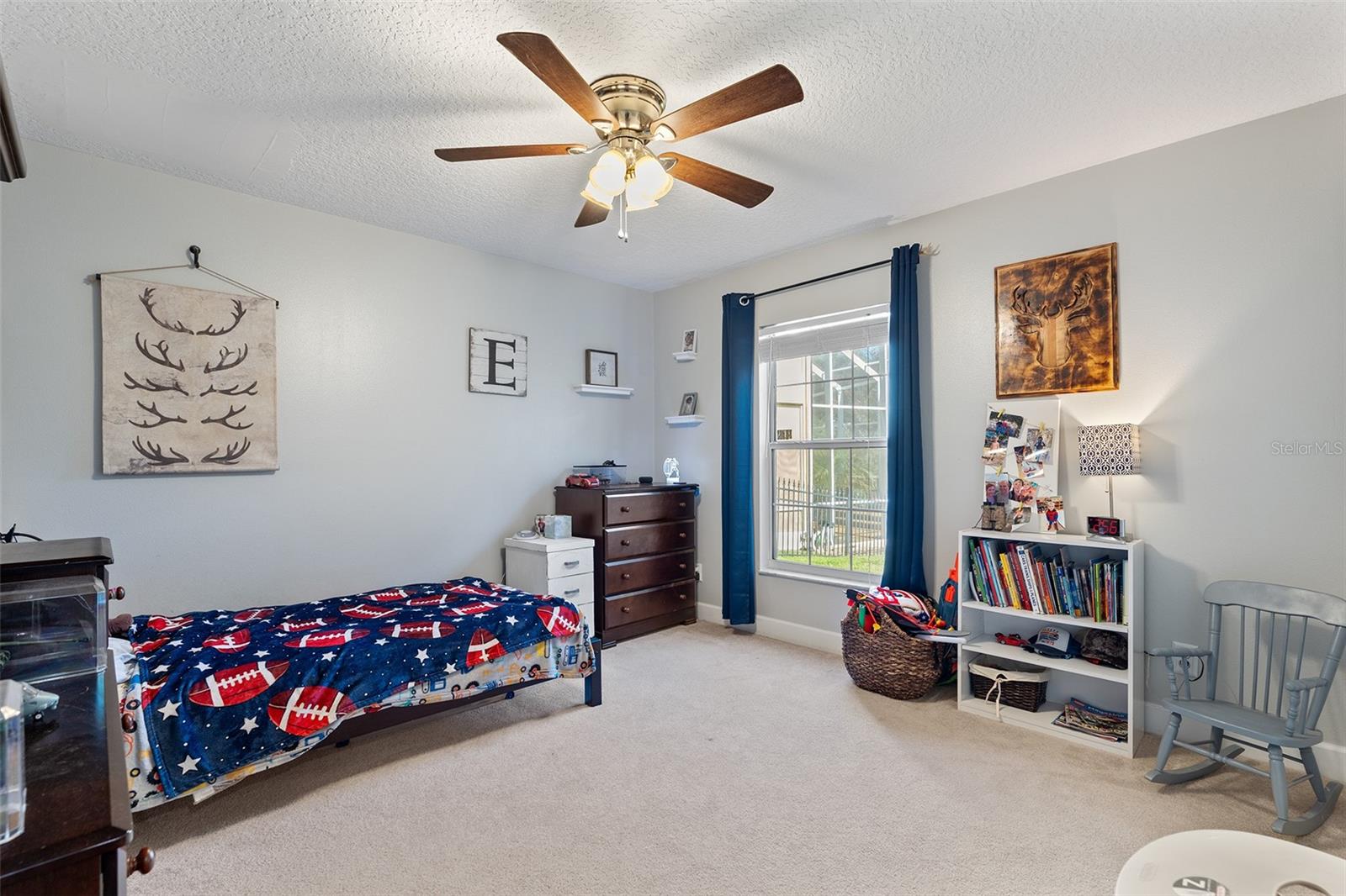 Image 31 of 37 For 11812 Lakeshore Drive