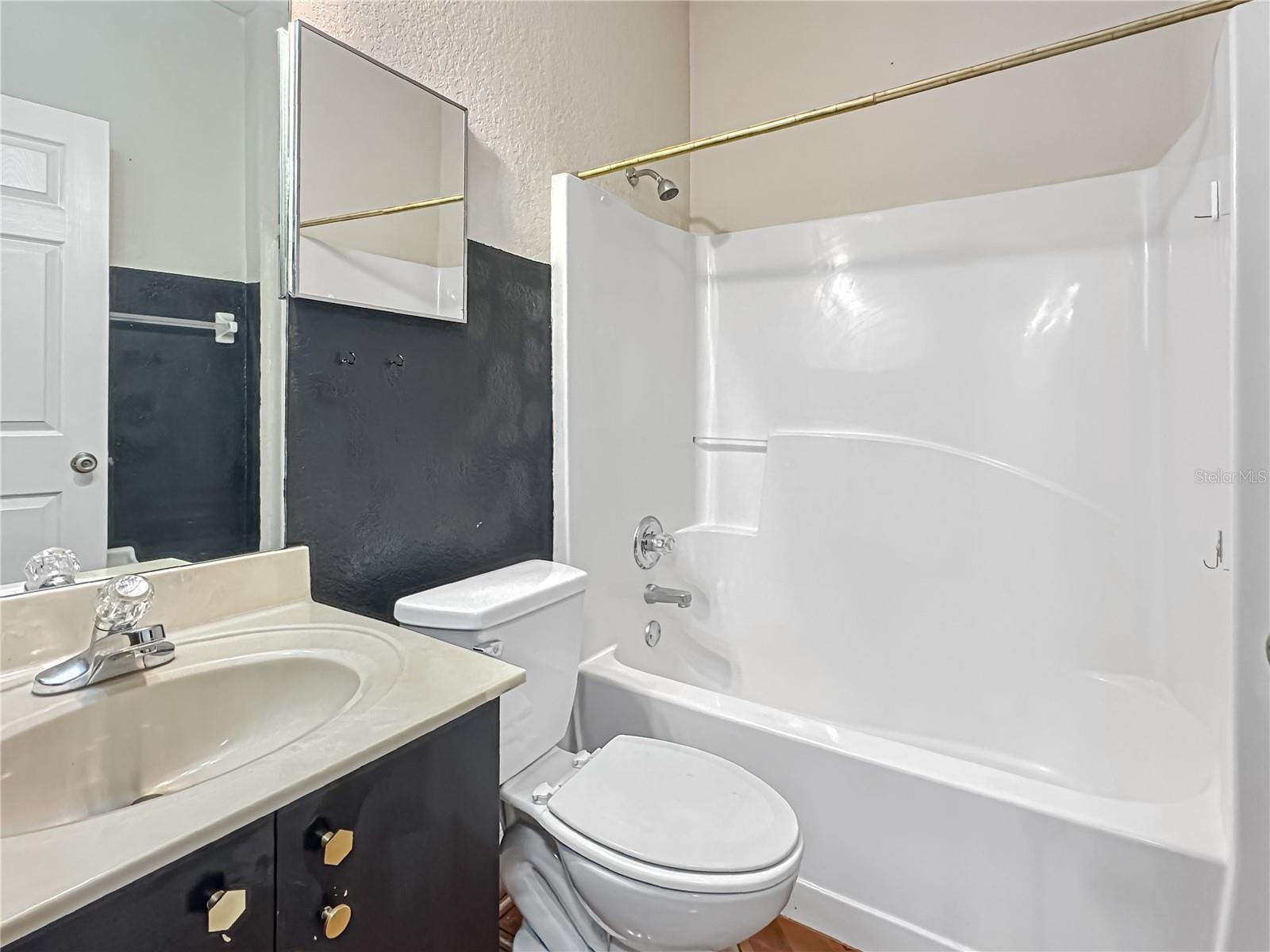 Image 11 of 17 For 11102 Indian Creek Drive