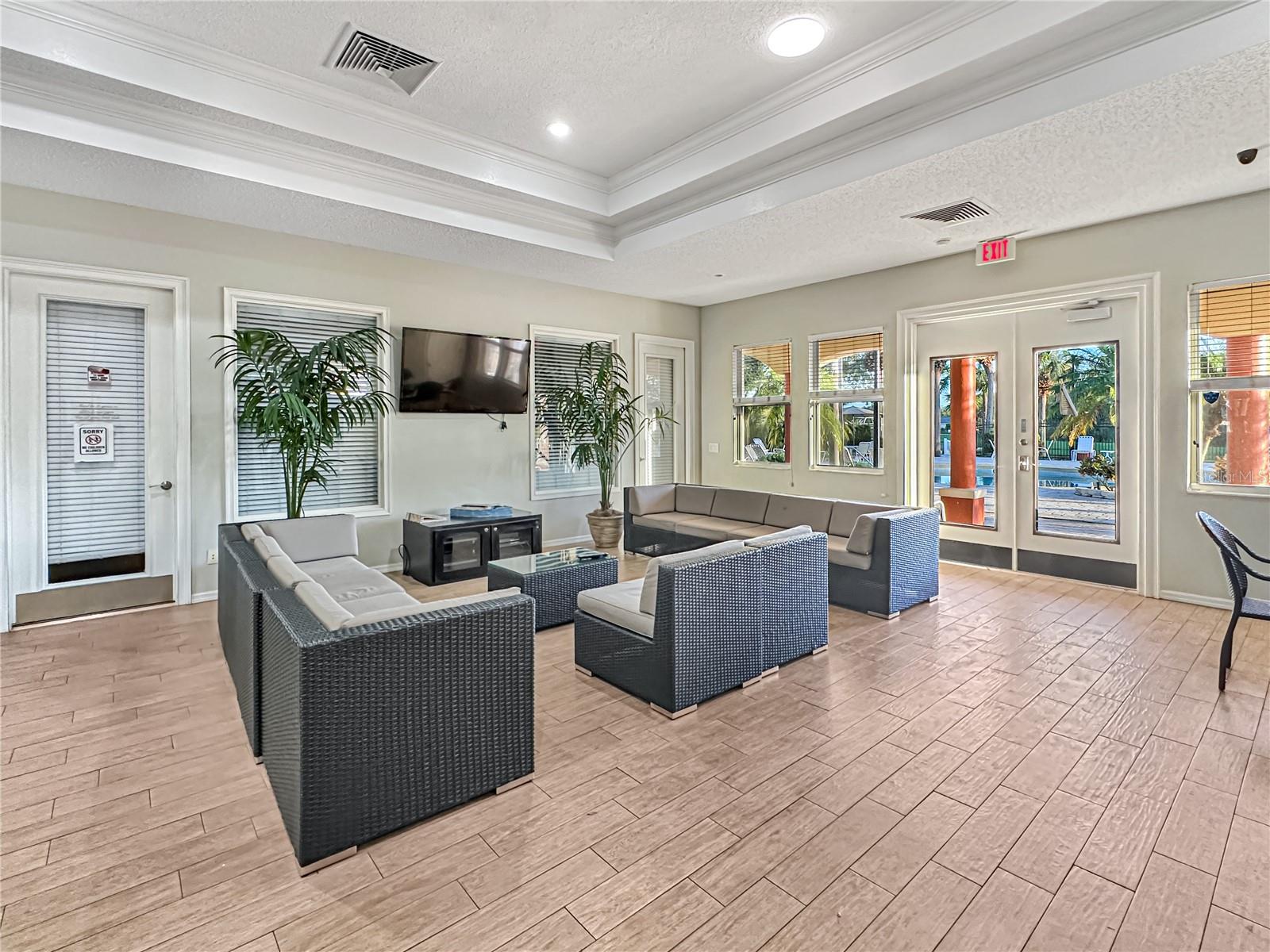 Image 13 of 17 For 11102 Indian Creek Drive