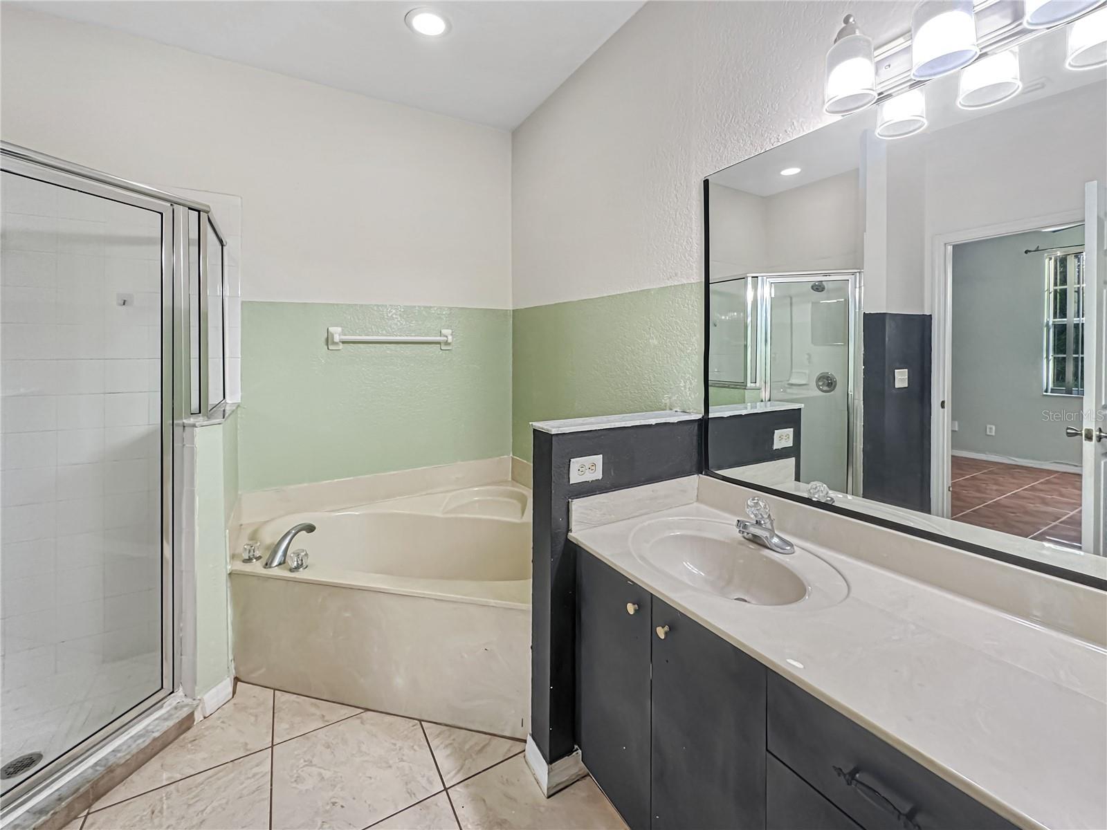 Image 8 of 17 For 11102 Indian Creek Drive