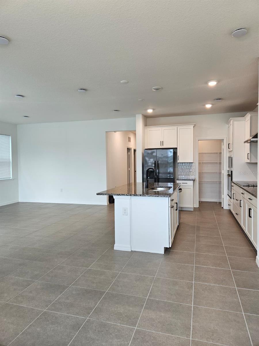 Image 8 of 34 For 1772 Stamen Drive