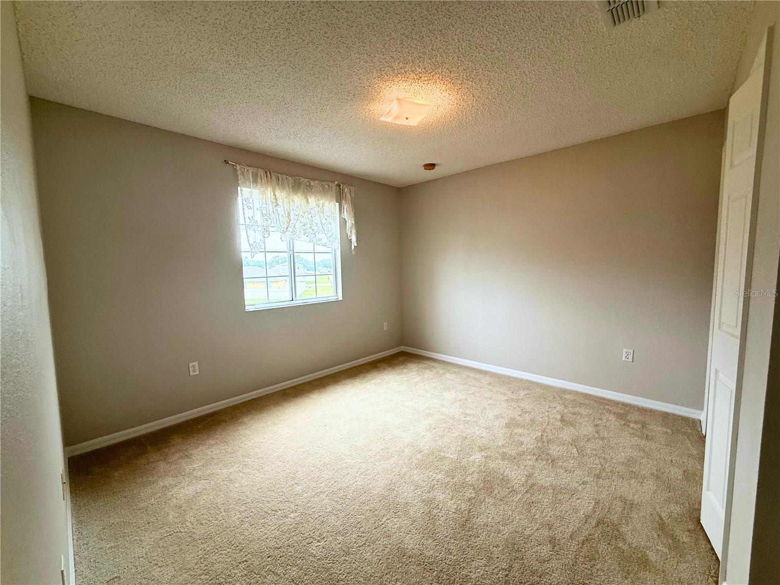 Image 15 of 27 For 1964 Michigan Court