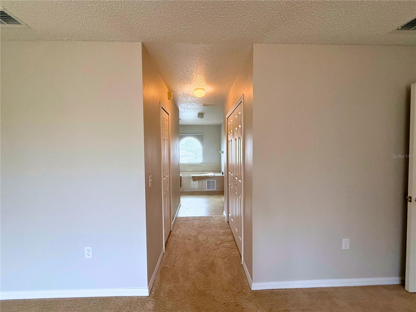 Image 20 of 27 For 1964 Michigan Court