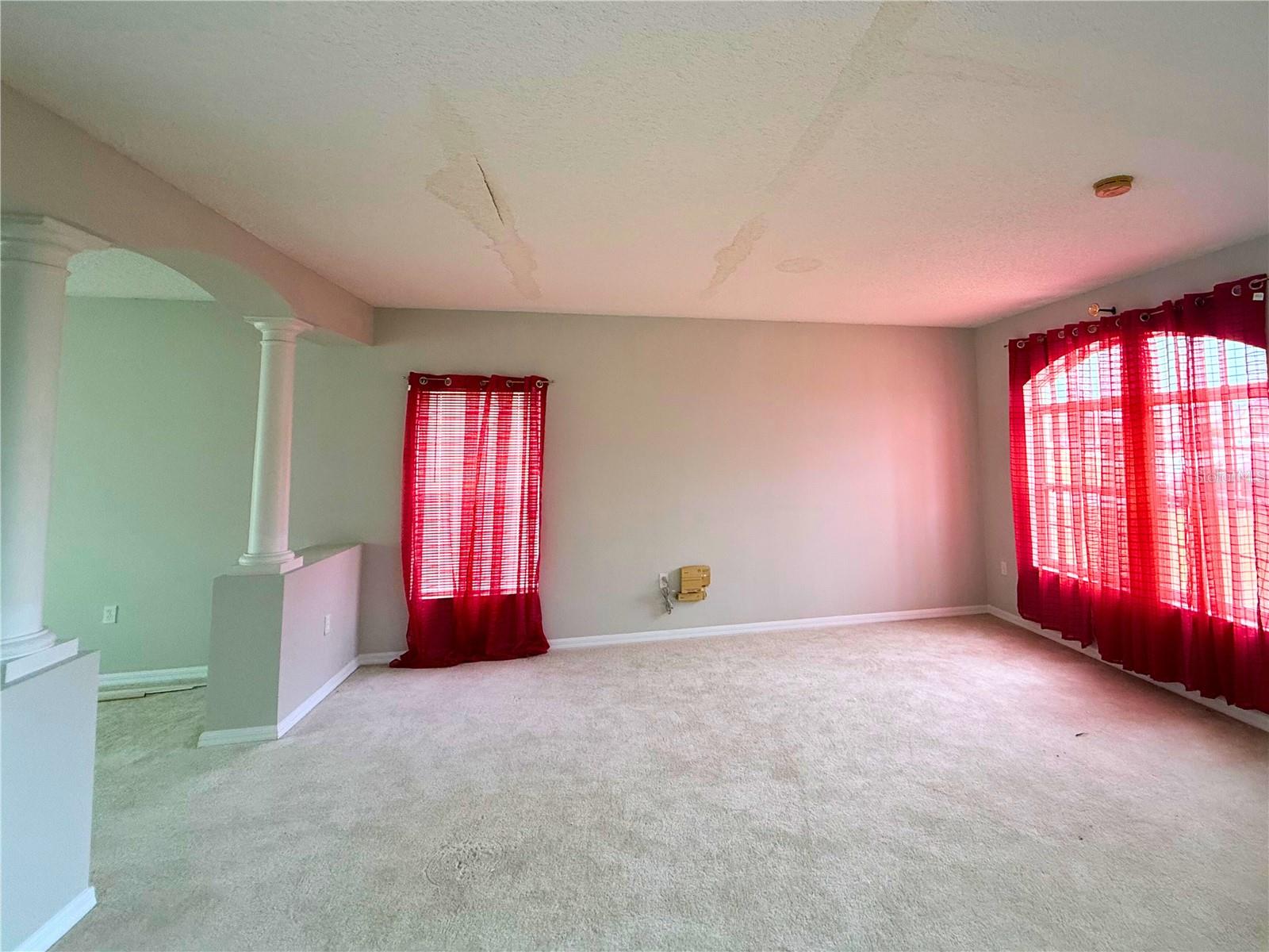 Image 4 of 27 For 1964 Michigan Court