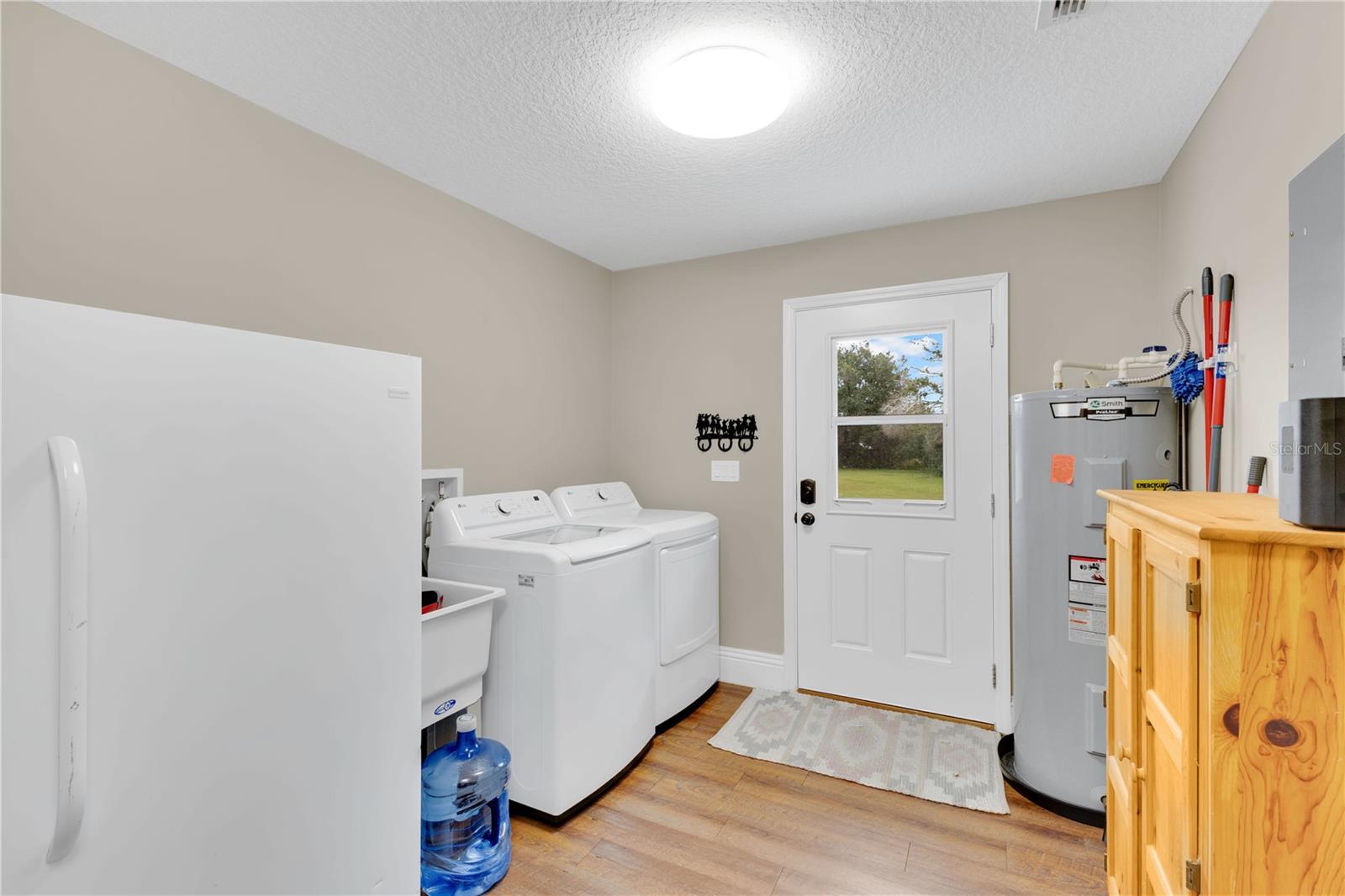 Image 18 of 34 For 396 Post Office Road