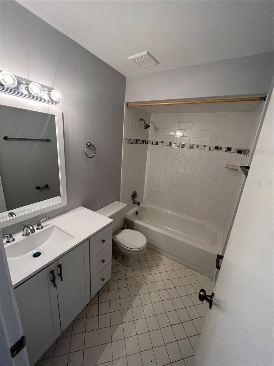 Image 14 of 16 For 5226 Via Hacienda Circle A314