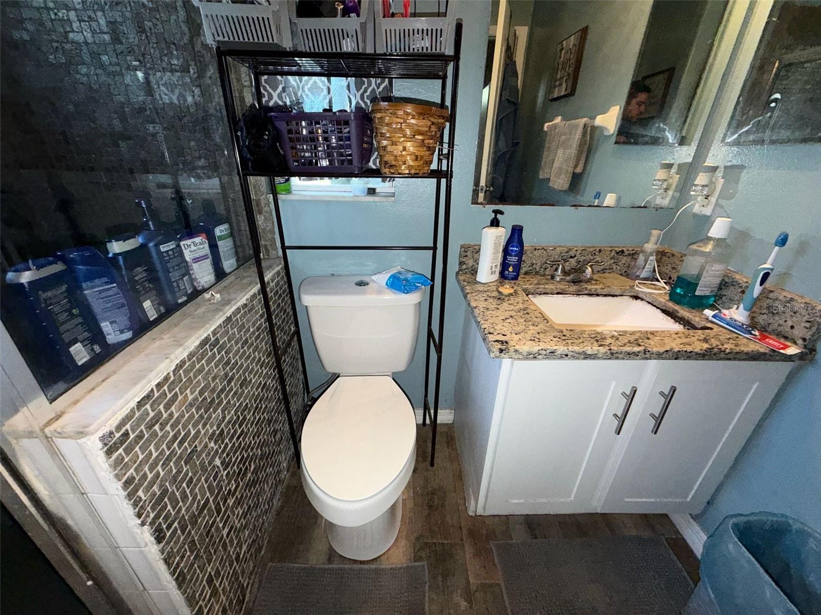 Image 24 of 30 For 7411 Oxford Garden Circle