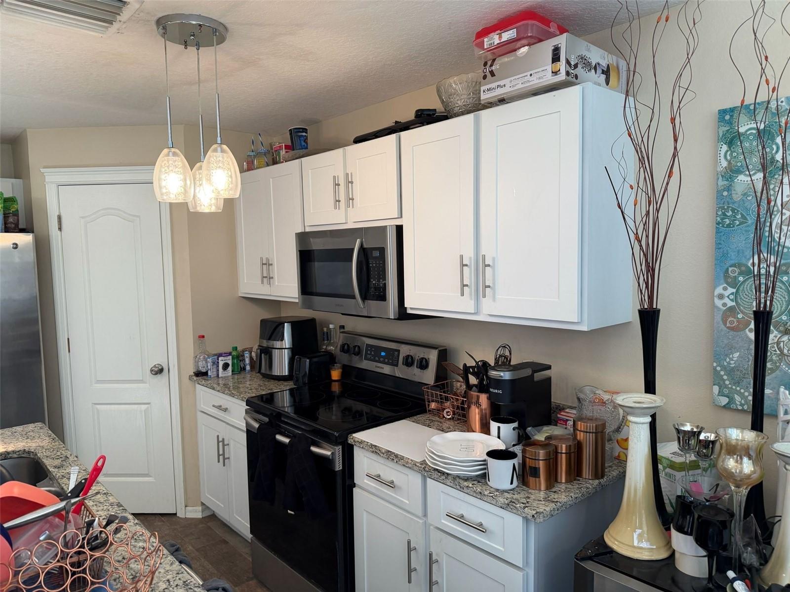 Image 7 of 30 For 7411 Oxford Garden Circle