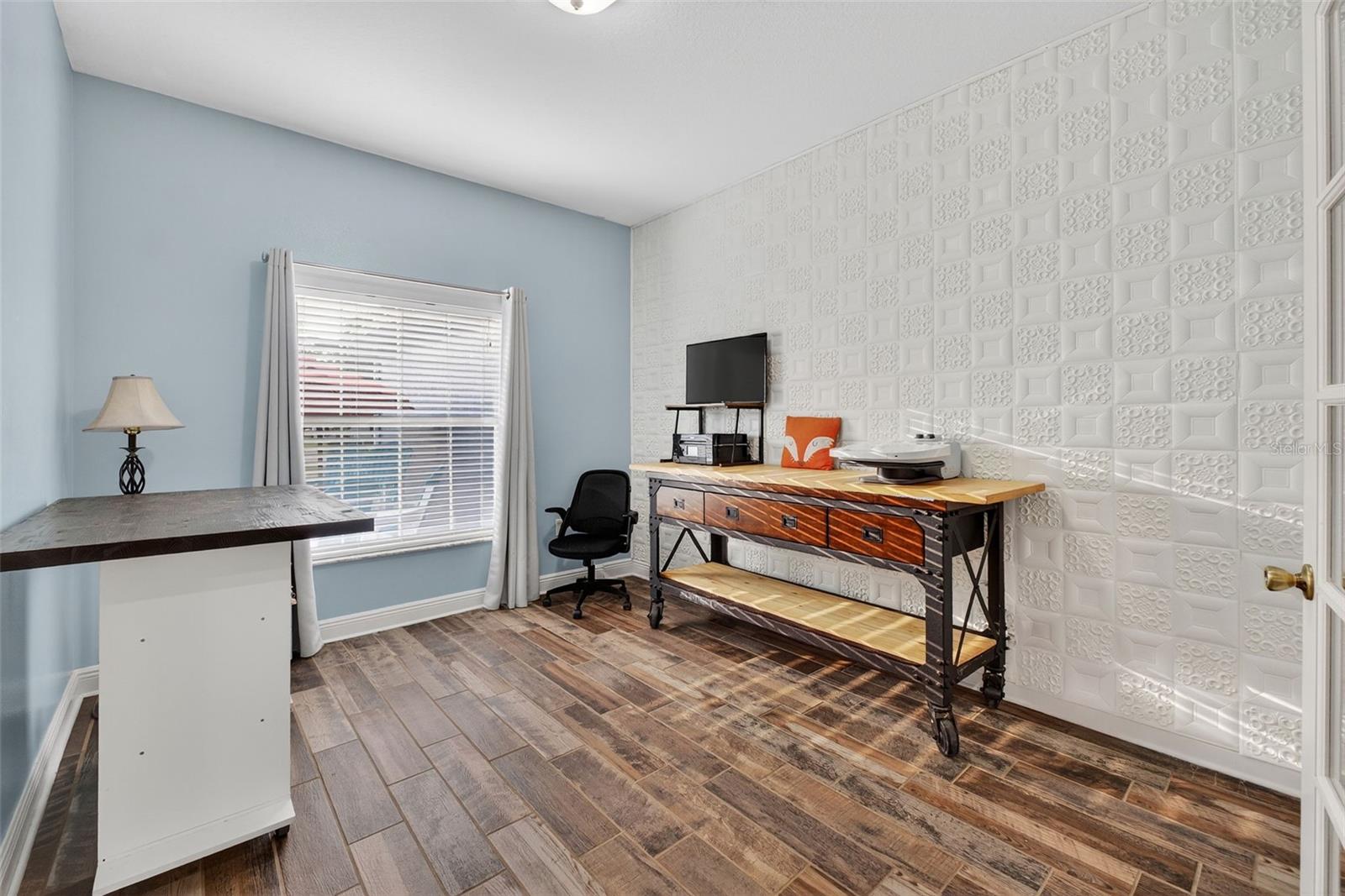 Image 10 of 62 For 3229 Gardner Oaks Lane